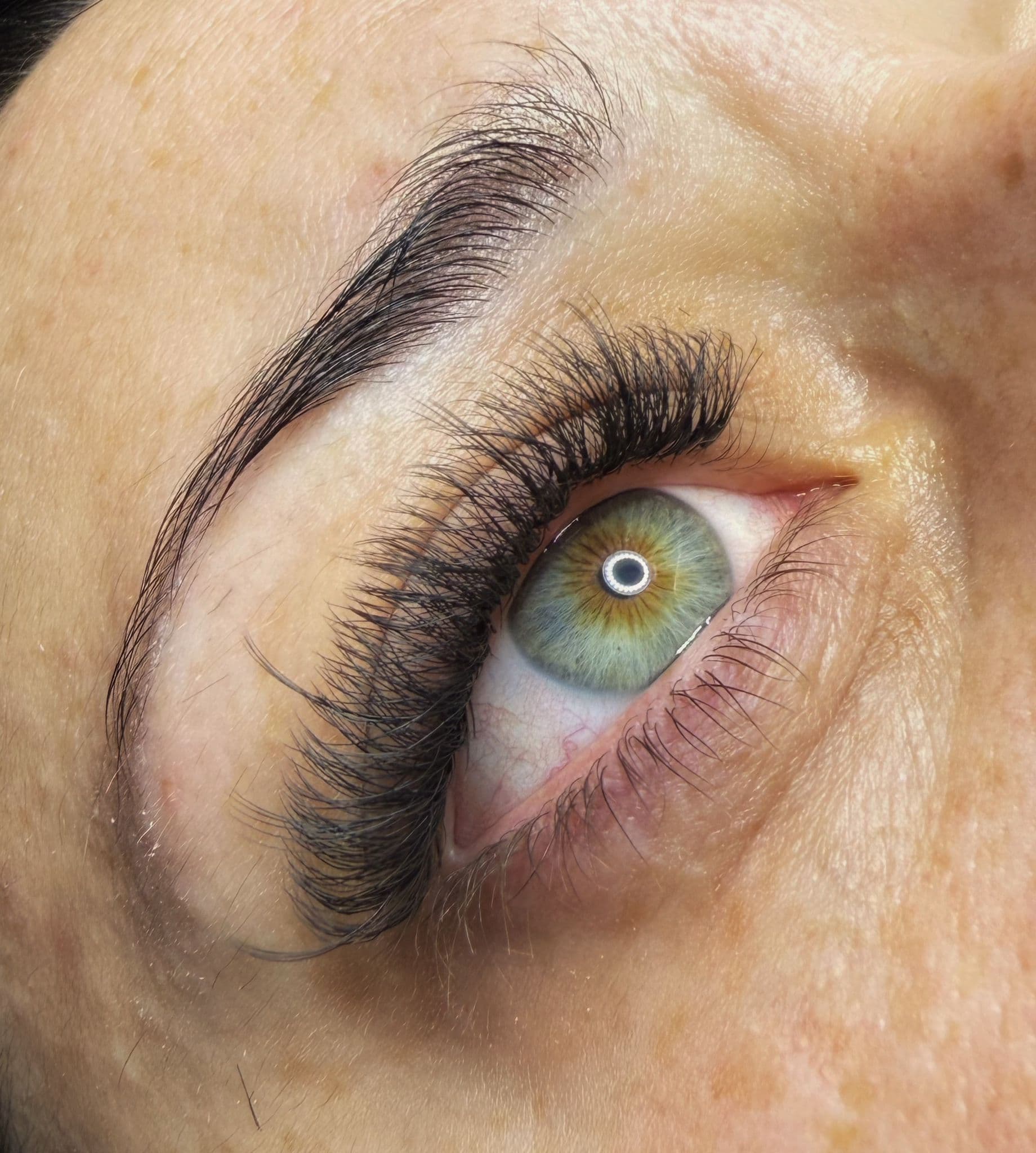 Extension de cils volume russe DNA_Lashes